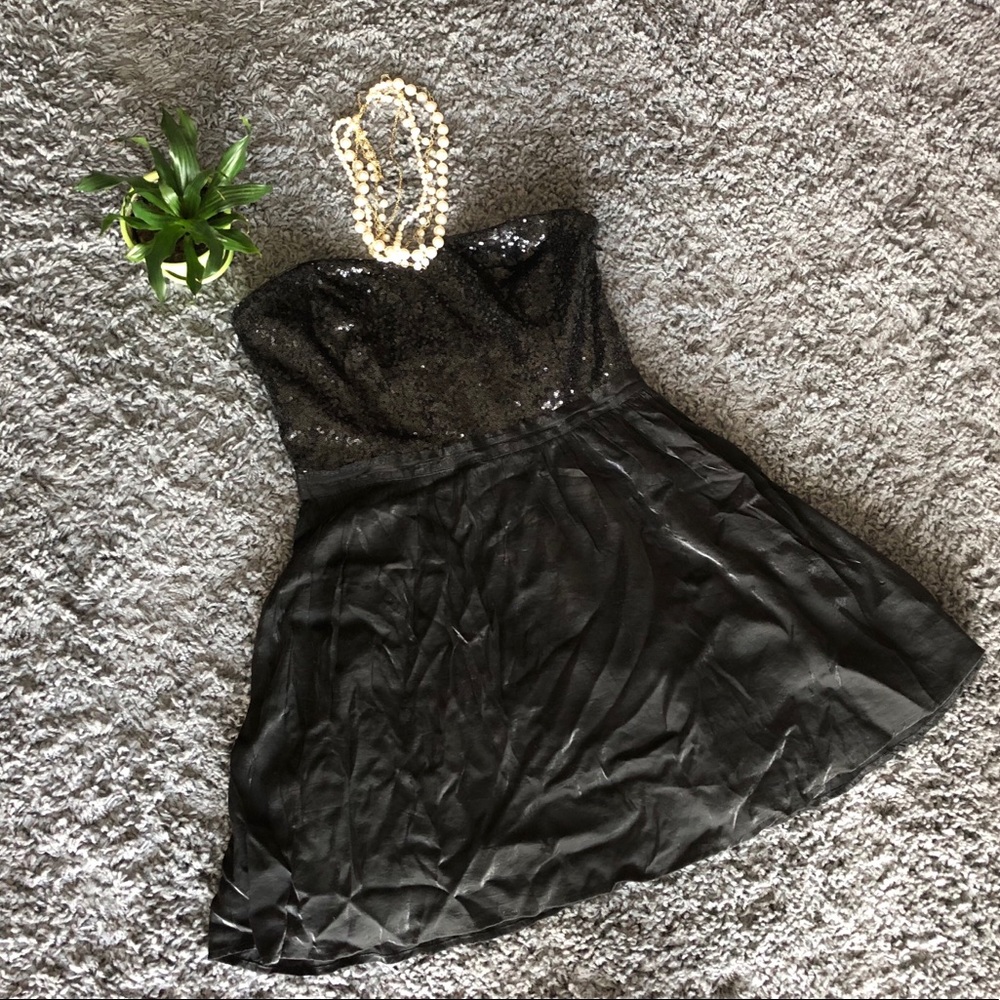 ❌SOLD Mini party, holiday sequin and organza